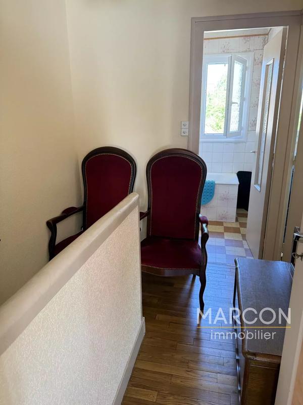 Maison - 143 m² - 7 pièces