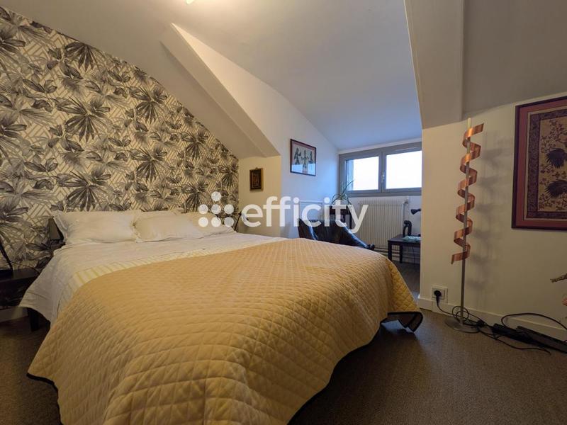 Appartement - 310 m² - 8 pièces