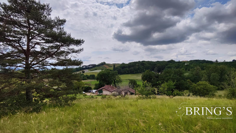 Maison - 202 m² - 3 pièces