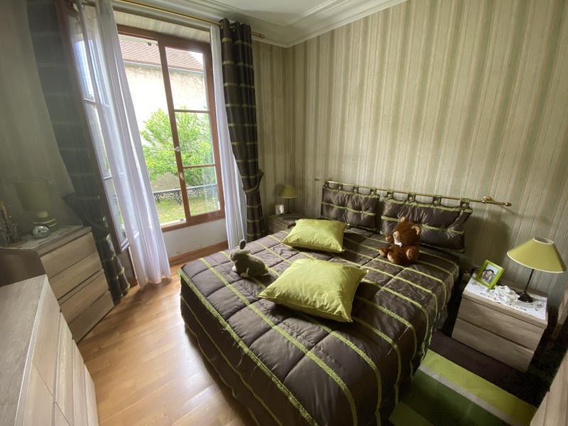 Maison - 450 m² - 12 pièces