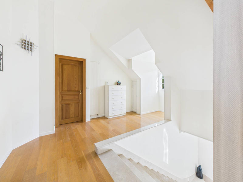 Maison - 175 m² - 7 pièces