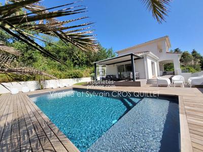 Maison - 188 m² - 7 pièces