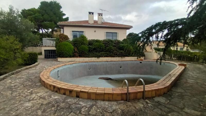 Maison d'architecte - 240 m² - 10 pièces