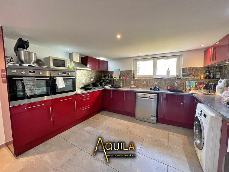 Villa - 140 m² - 4 pièces