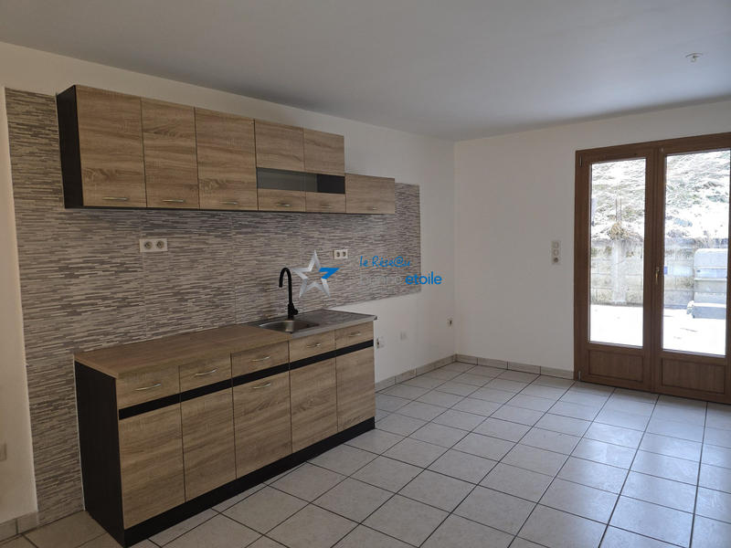 Maison - 99 m² - 5 pièces