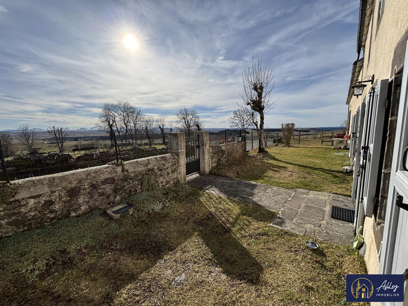 Maison - 180 m² - 5 pièces