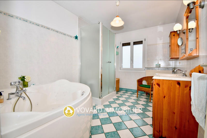 Maison - 120 m² - 5 pièces