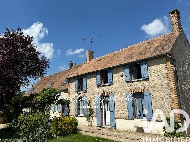 Maison - 220 m² - 7 pièces