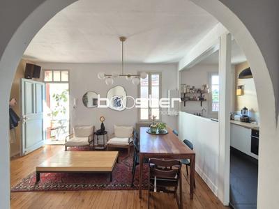 Appartement ancien - 60 m² - 3 pièces