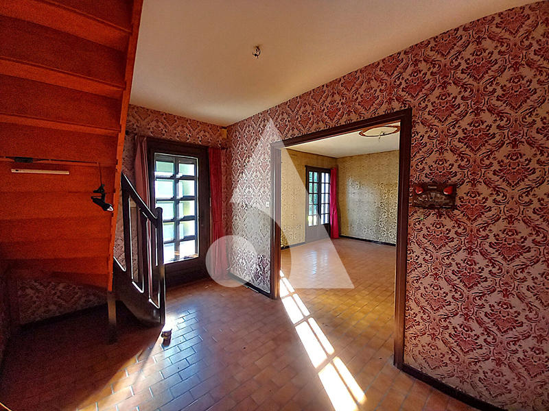 Maison - 104 m² - 7 pièces