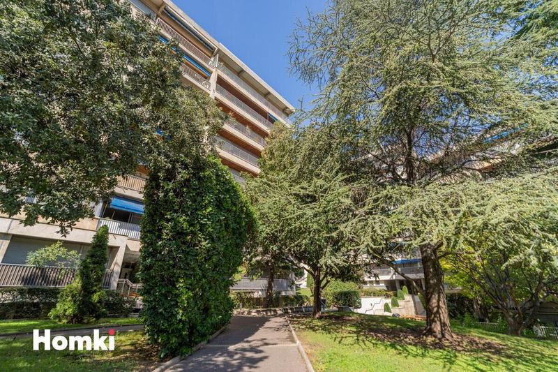 Appartement - 81 m² - 3 pièces