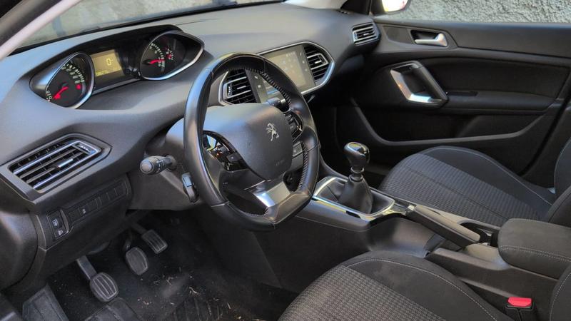 Peugeot 308 II 1.2 Puretech 110 Active