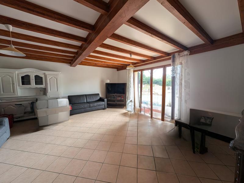 Maison - 208 m² - 10 pièces