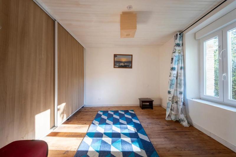 Maison - 253 m² - 7 pièces