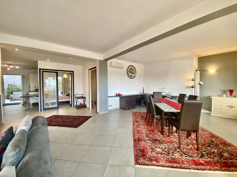 Appartement - 106 m² - 5 pièces