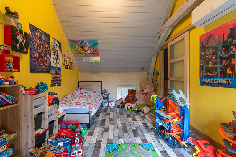 Maison - 160 m² - 7 pièces