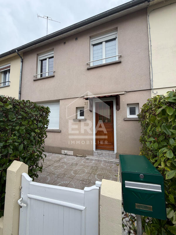 Maison - 80 m² - 4 pièces