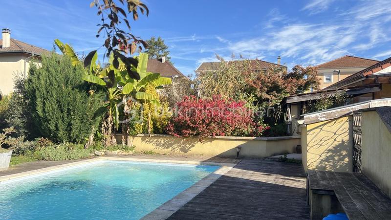 Maison traditionnelle - 108 m² - 5 pièces