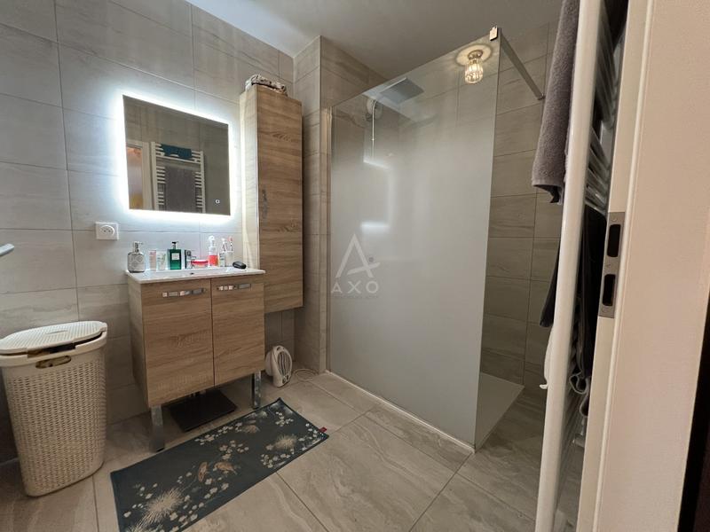 Appartement - 69 m² - 3 pièces