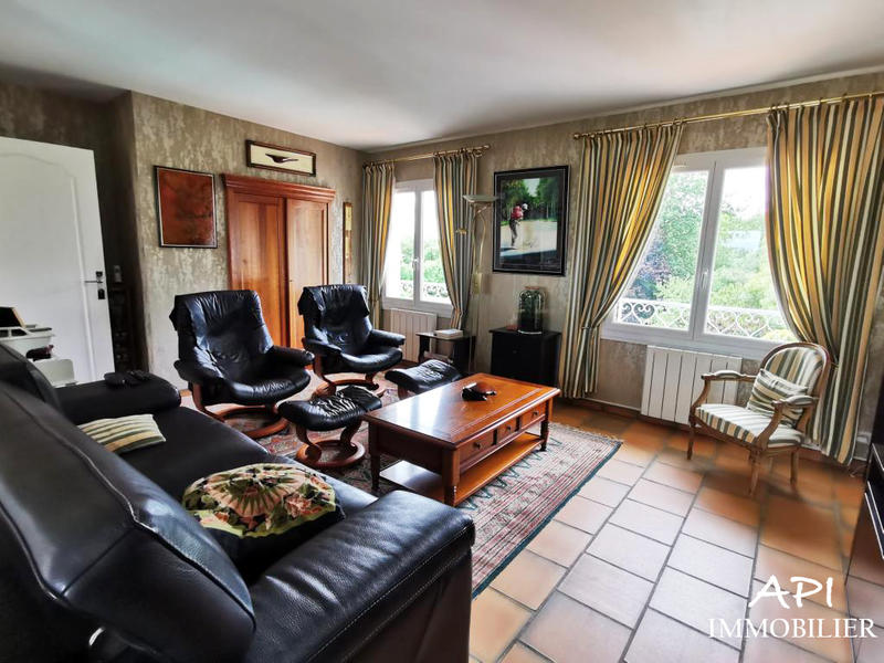 Maison - 200 m² - 7 pièces