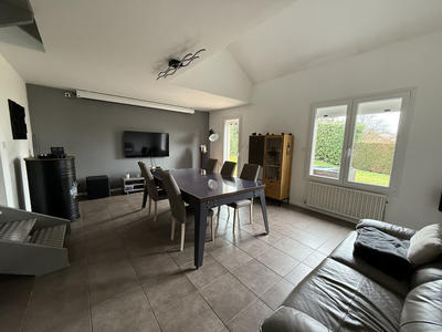 Maison - 91 m² - 4 pièces