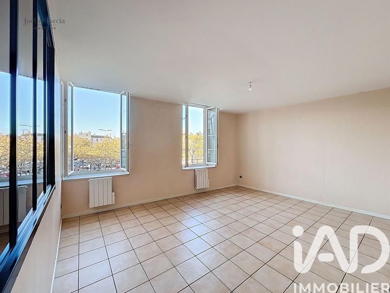 Appartement - 71 m² - 5 pièces