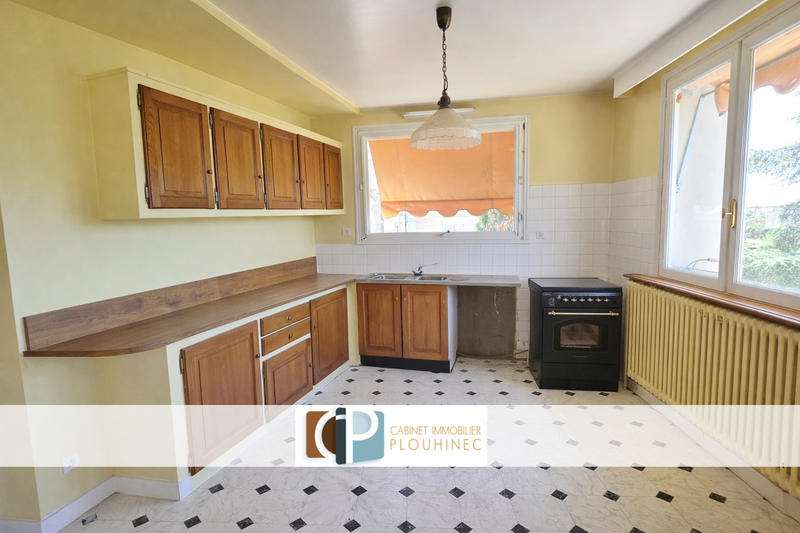 Maison - 332 m² - 9 pièces