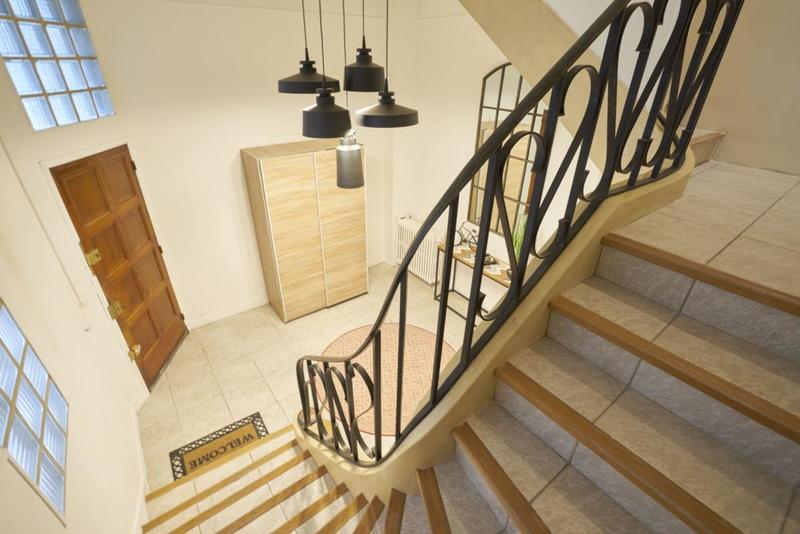 Appartement - 173 m² - 9 pièces