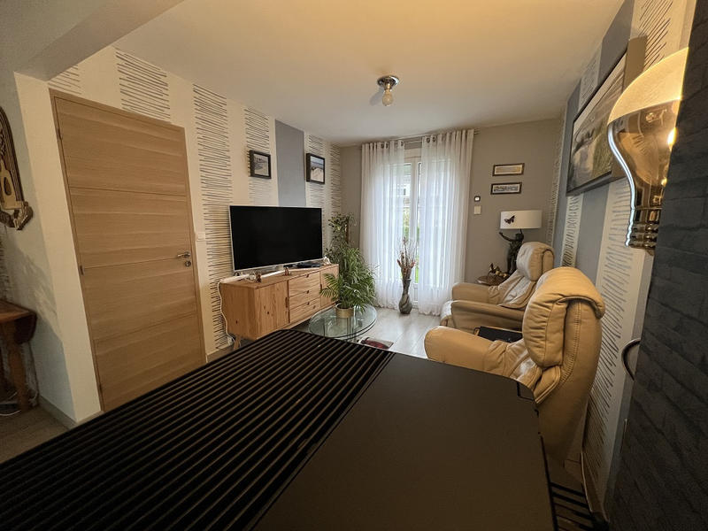 Maison - 88 m² - 6 pièces