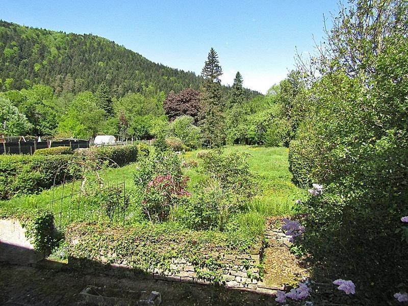 Maison - 233 m² - 6 pièces