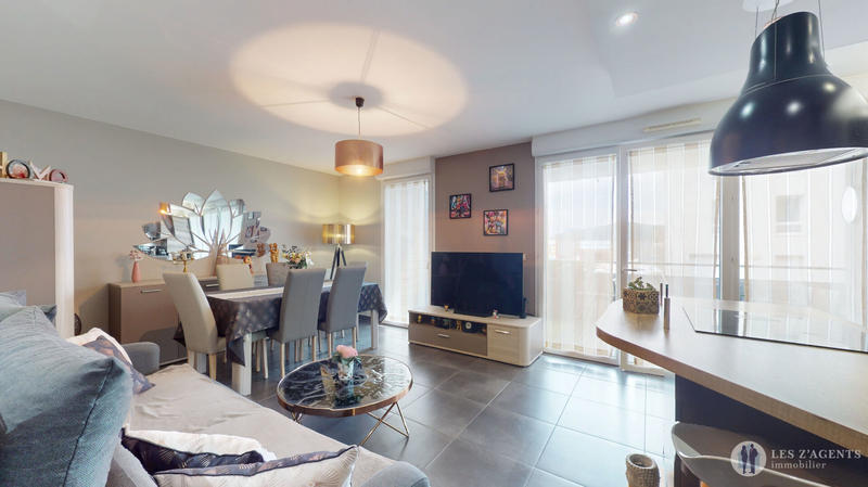 Appartement - 75 m² - 4 pièces