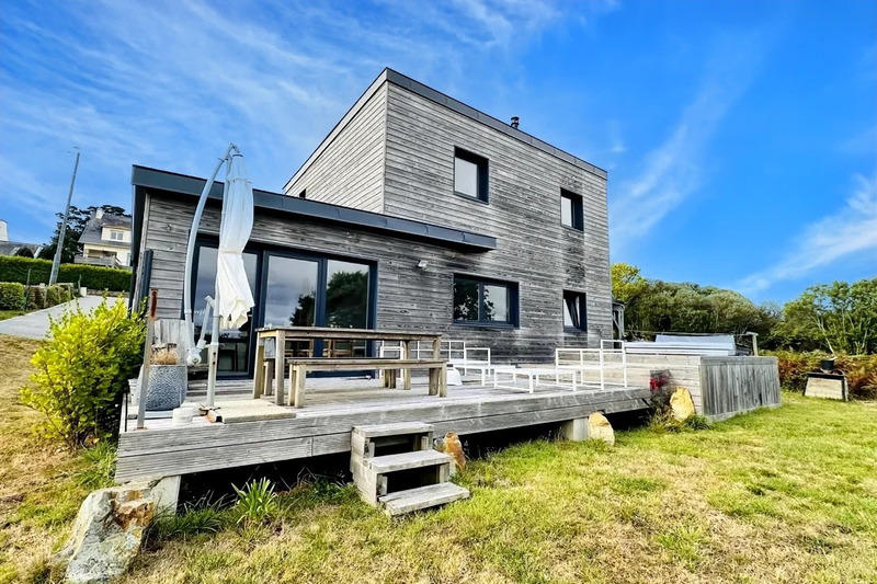 Maison - 103 m² - 5 pièces