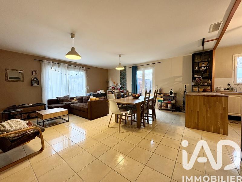 Maison - 99 m² - 4 pièces