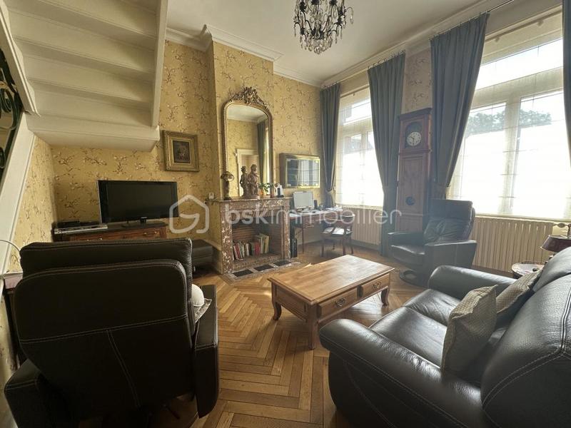 Maison de maîtres - 360 m² - 16 pièces