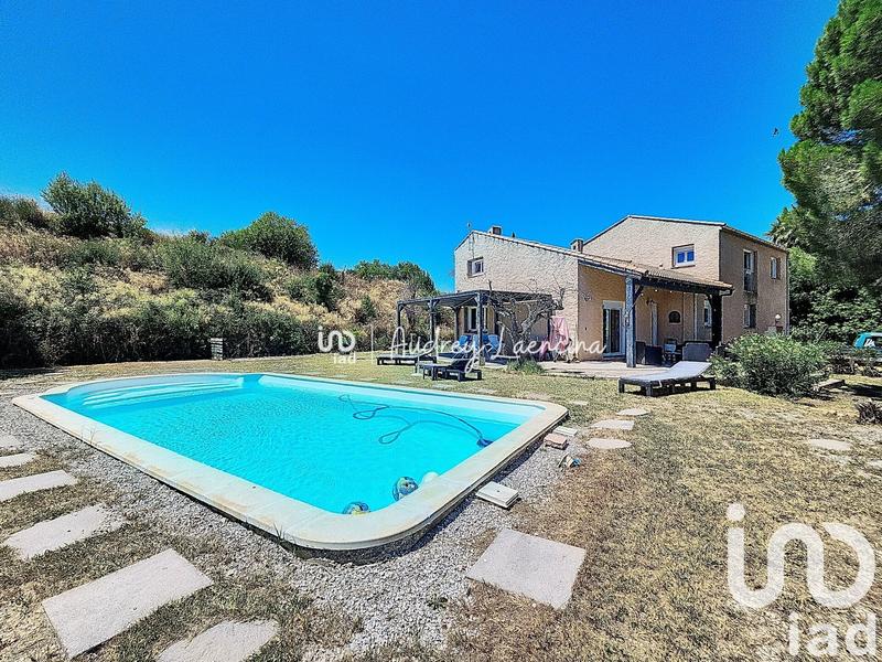 Maison - 187 m² - 9 pièces