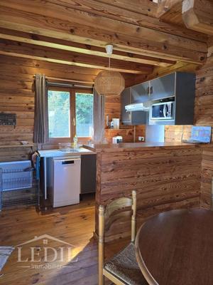 Maison de bois - 55 m² - 4 pièces