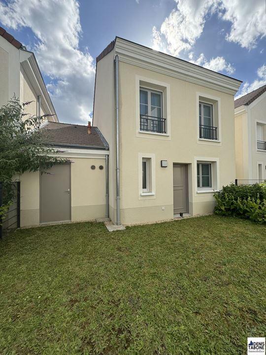 Maison traditionnelle - 82 m² - 5 pièces