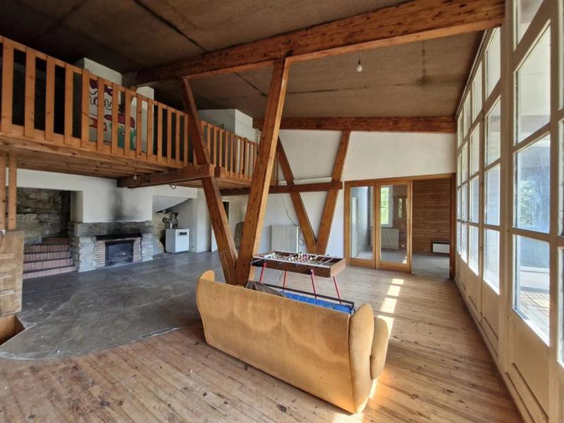 Immeuble - 180 m² - 9 pièces