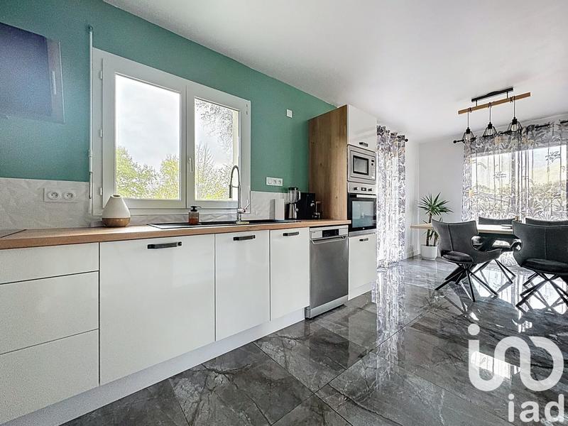 Maison - 107 m² - 5 pièces