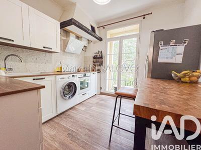 Appartement - 75 m² - 3 pièces