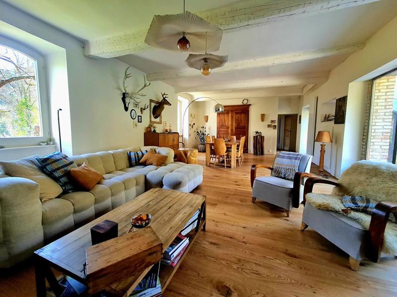 Mas - 523 m² - 15 pièces