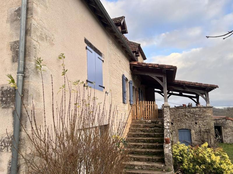 Corps de ferme - 180 m² - 6 pièces