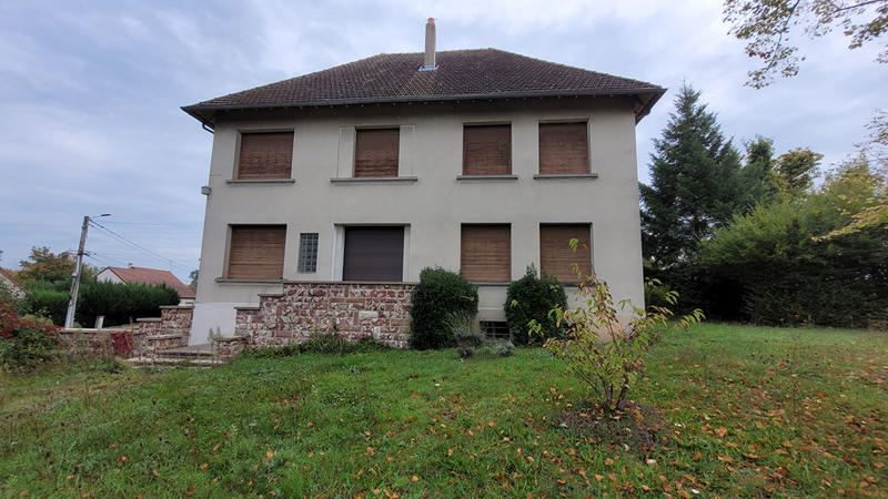 Maison - 215 m² - 8 pièces