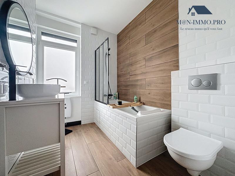 Maison - 158 m² - 6 pièces