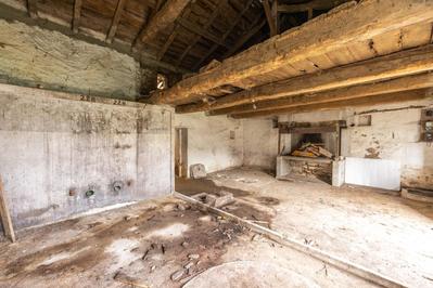 Maison - 150 m² - 4 pièces