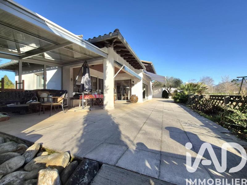 Maison de maîtres - 227 m² - 7 pièces