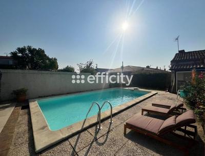 Maison - 185 m² - 5 pièces