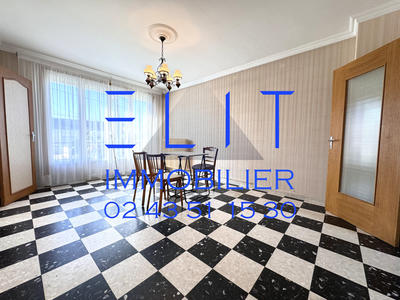 Maison - 106 m² - 6 pièces