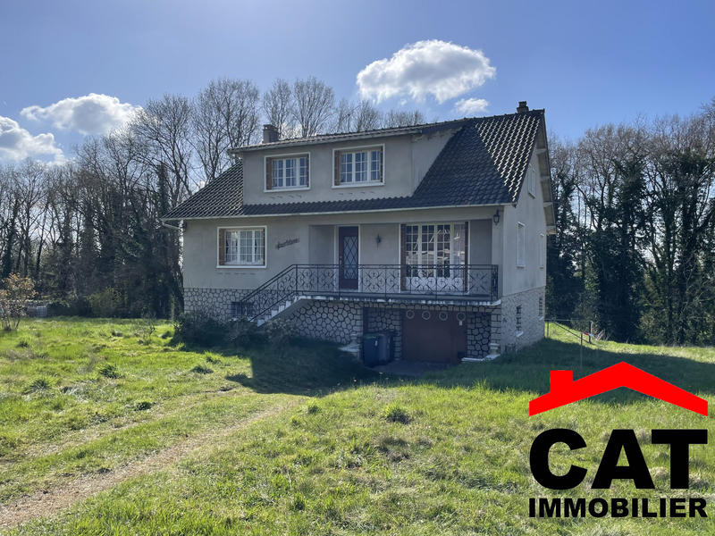 Maison traditionnelle - 210 m² - 6 pièces