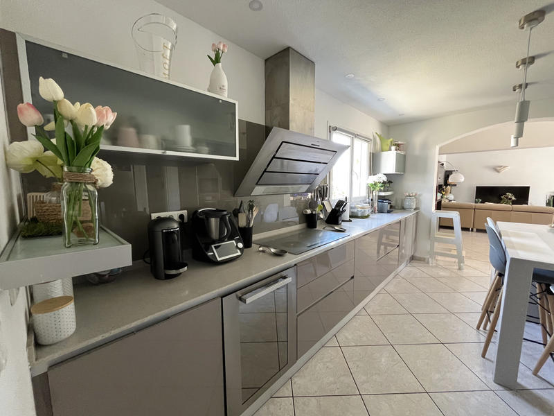 Maison - 165 m² - 6 pièces